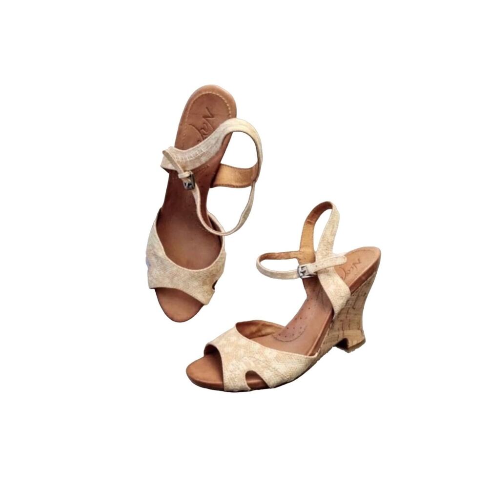 Naya Gemini Cork Wedges Size 9.5
